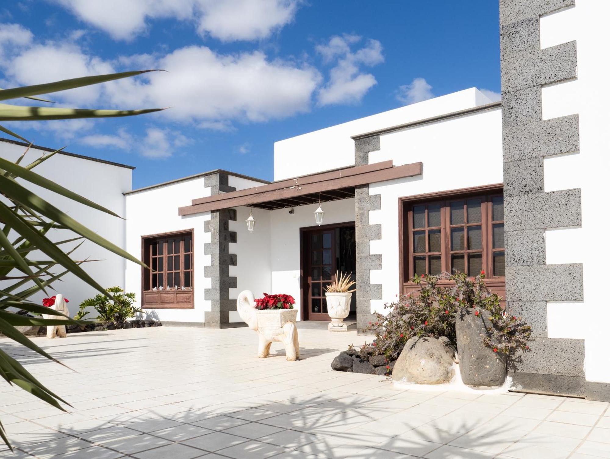 Villa Estrella Polar Tahiche Luaran gambar